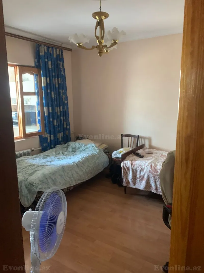 3 otaqlı köhnə tikili mənzil satılır — Koroğlu m., Bakı - şəkil 15