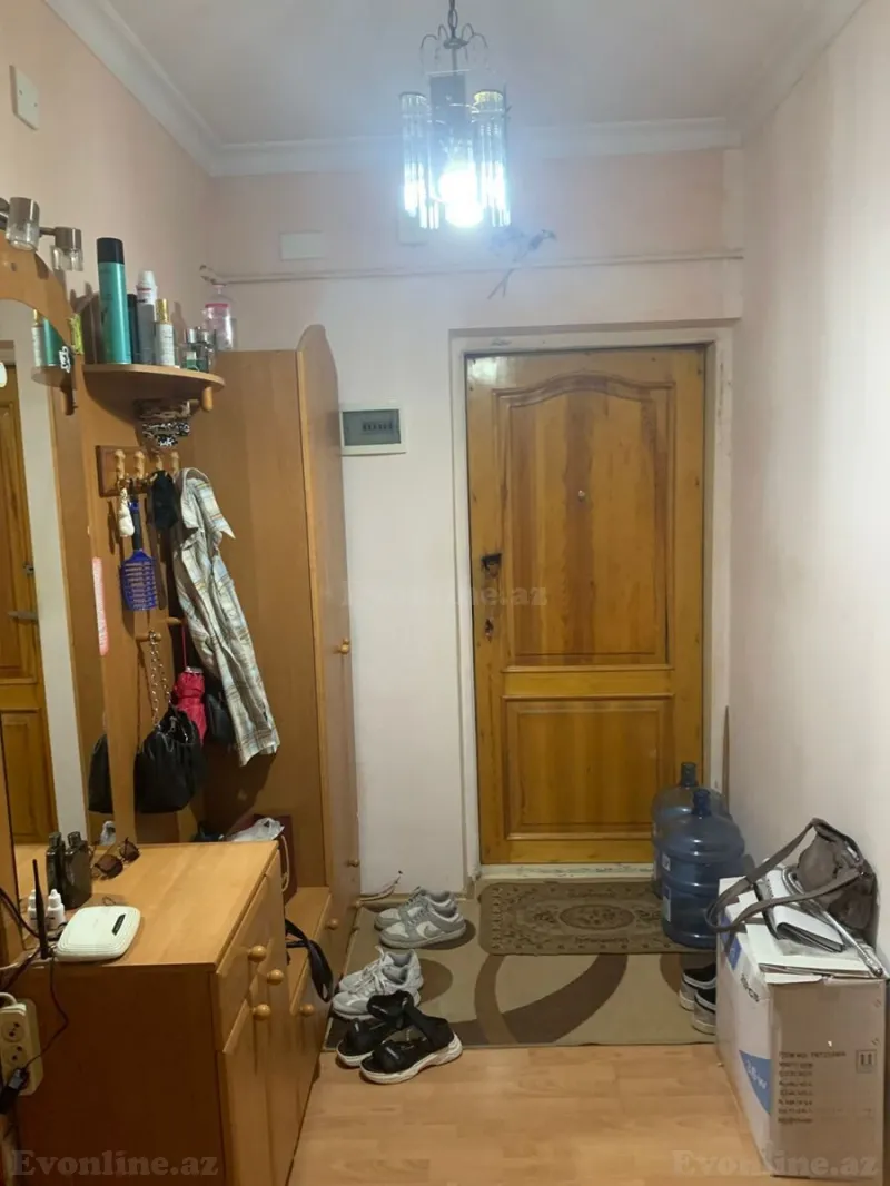 3 otaqlı köhnə tikili mənzil satılır — Koroğlu m., Bakı - şəkil 16