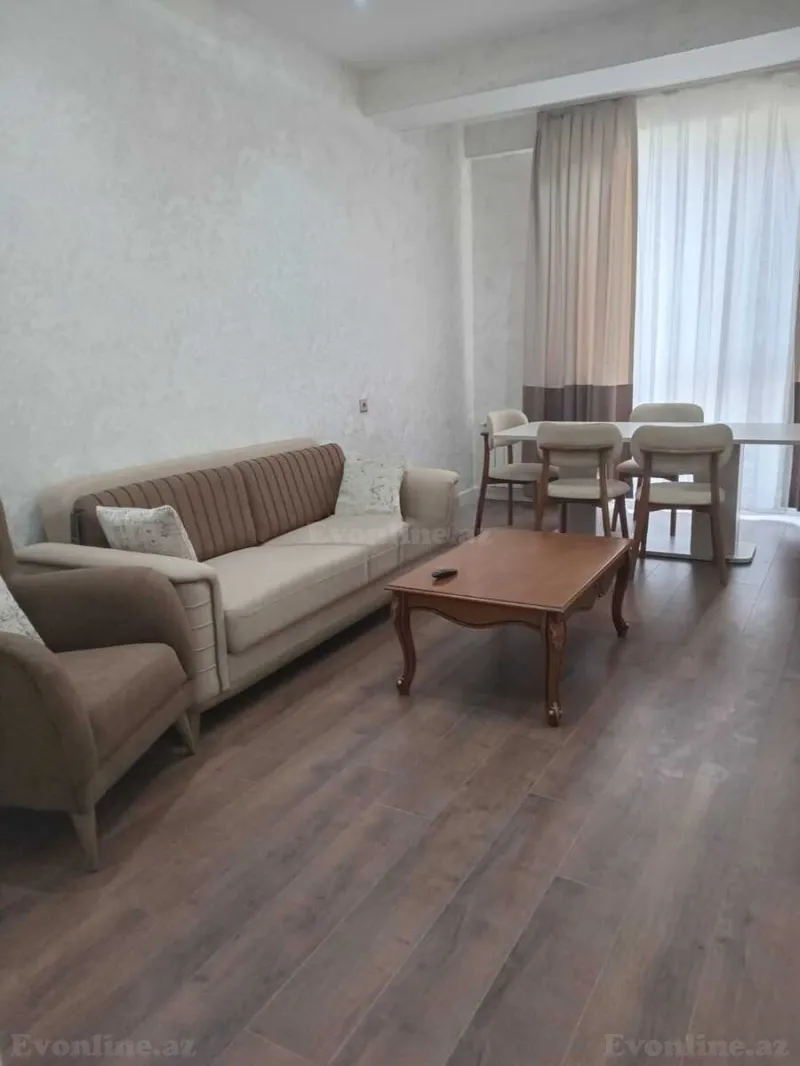 2 otaqlı Mənzil 90 m² 8 Noyabr m. Kirayə verilir