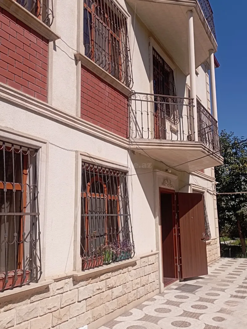6 otaqlı həyət evi kirayə verilir — Bakıxanov, Bakı - şəkil 2
