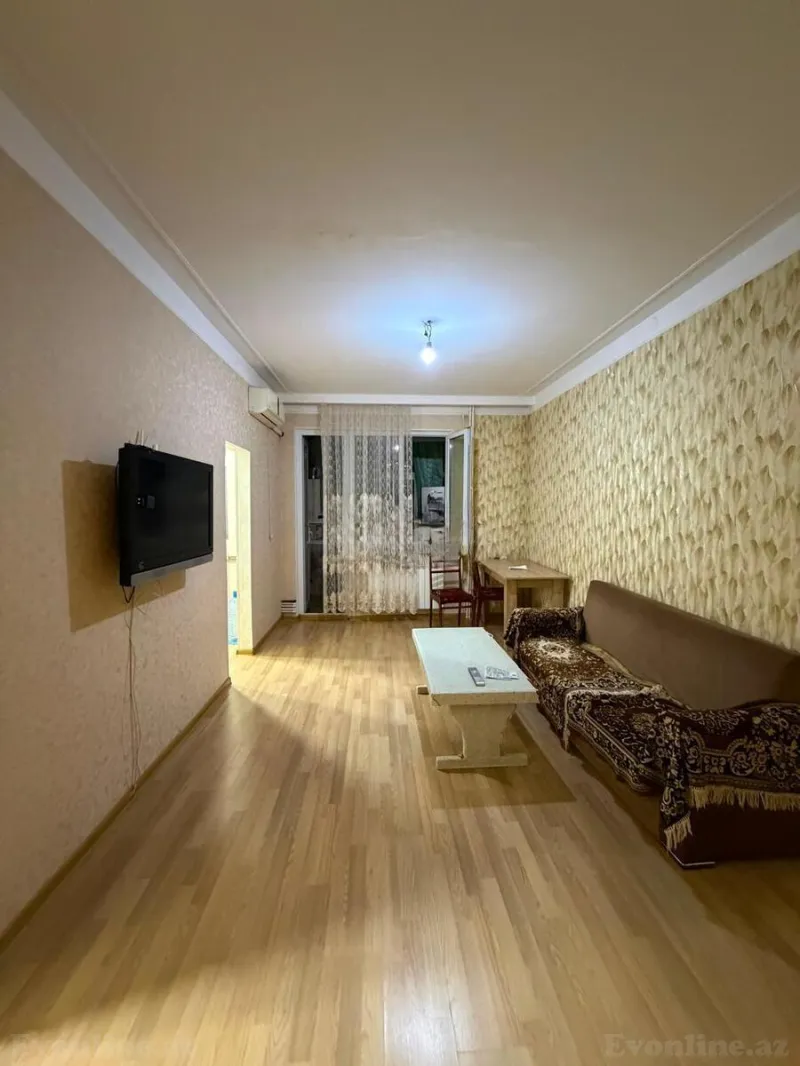 2 otaqlı Mənzil 55 m² 3-cü mikrorayon Satılır