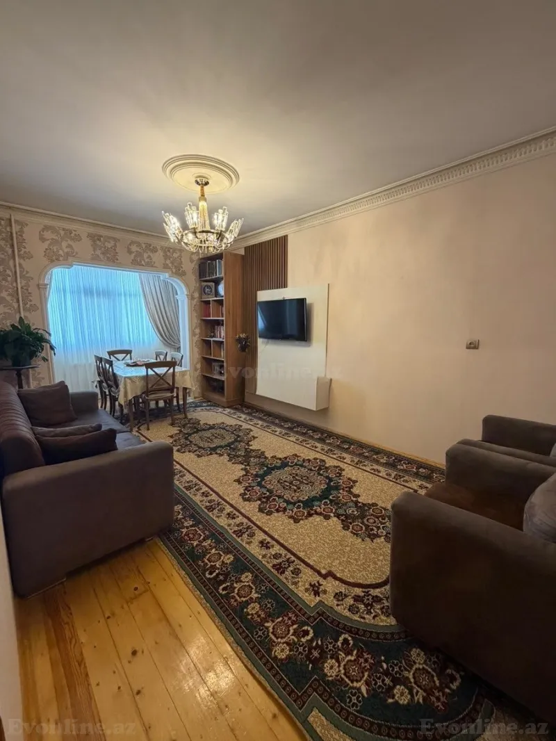 3 otaqlı Mənzil 90 m² 8-ci kilometr Satılır