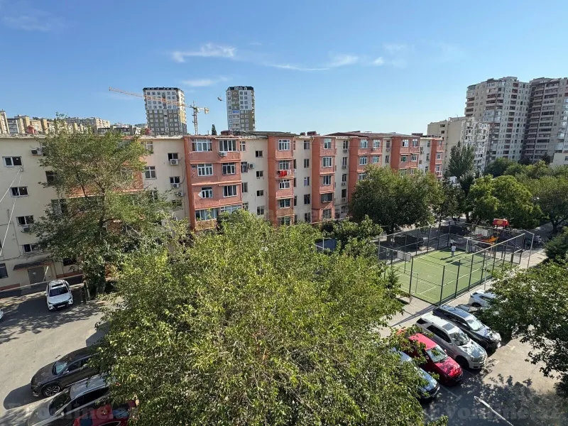 3 otaqlı köhnə tikili mənzil satılır — Xalqlar Dostluğu m., Bakı - şəkil 4