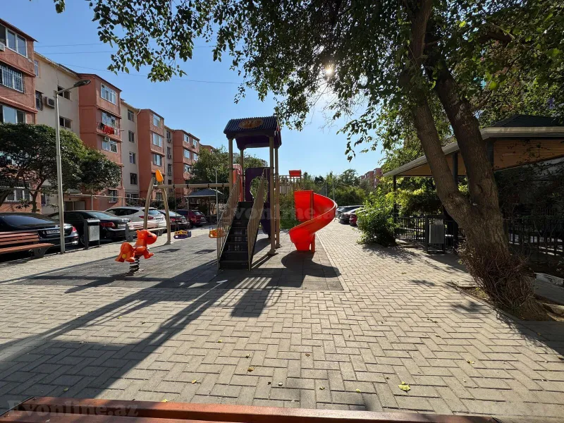 3 otaqlı köhnə tikili mənzil satılır — Xalqlar Dostluğu m., Bakı - şəkil 16