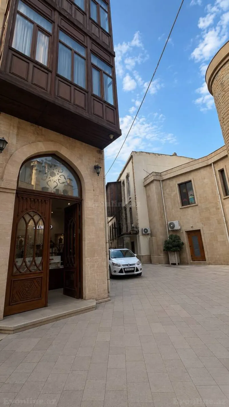 7 otaqlı köhnə tikili mənzil satılır — Səbail r., Bakı - şəkil 4