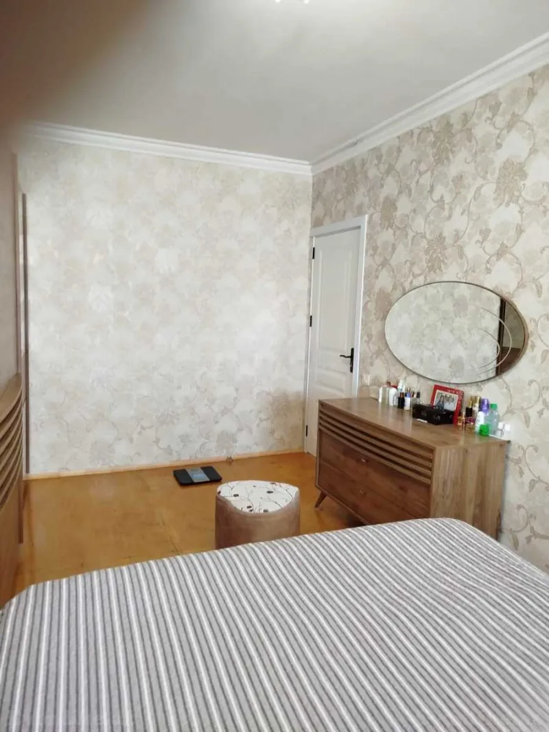 4 otaqlı köhnə tikili mənzil satılır — Bakıxanov, Bakı - şəkil 12