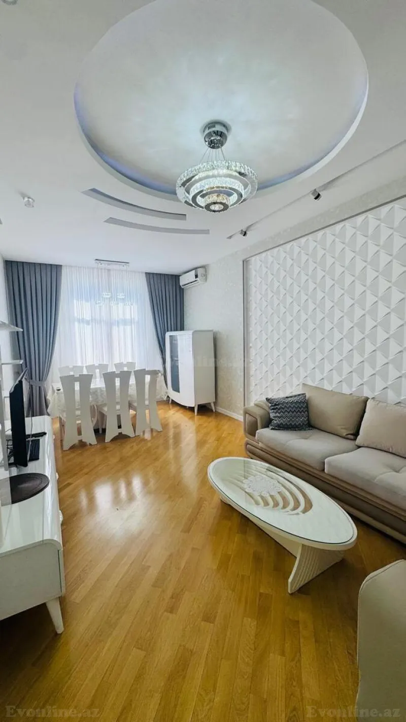 3 otaqlı Mənzil 120 m² Nizami m. Kirayə verilir
