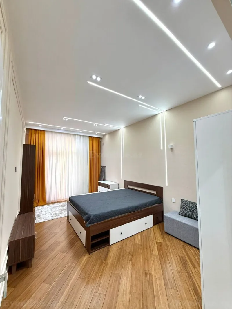 2 otaqlı Mənzil 70 m² Gənclik m. Kirayə verilir