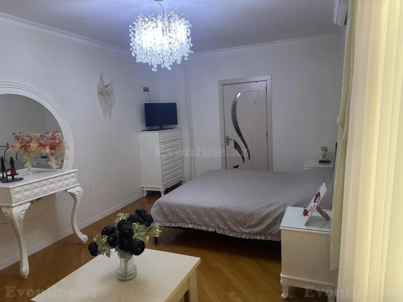 3 otaqlı köhnə tikili mənzil satılır — Yasamal, Bakı - şəkil 2