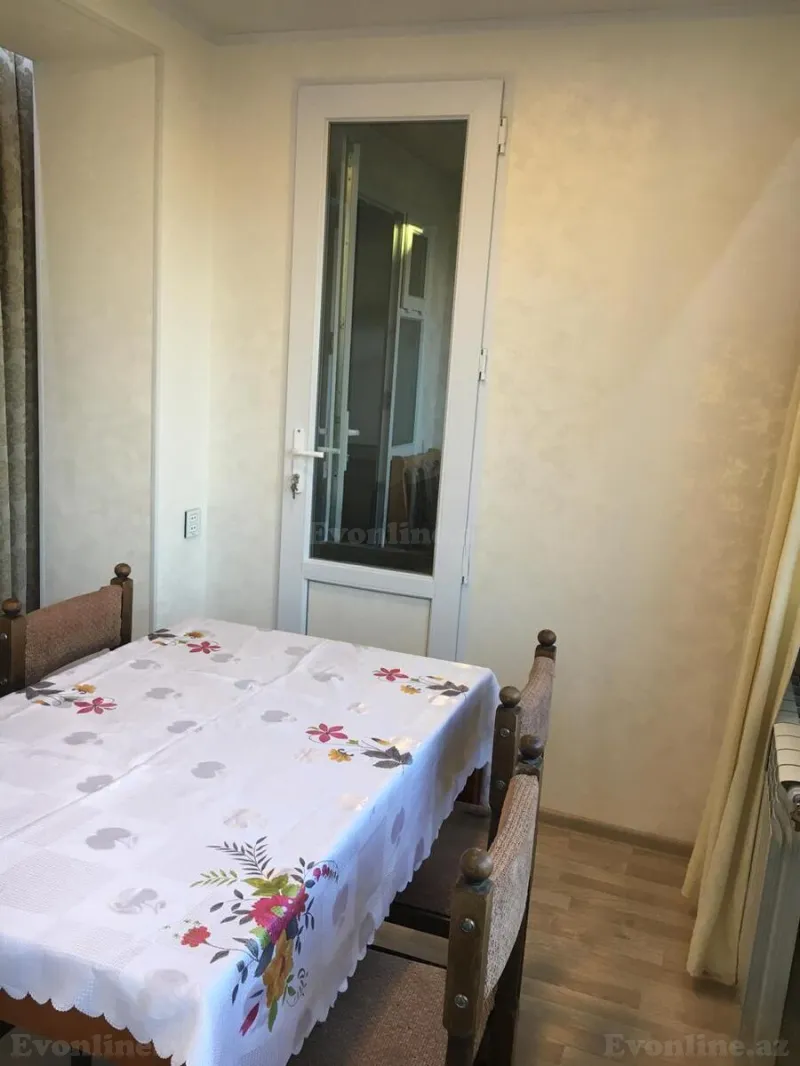 2 otaqlı köhnə tikili mənzil satılır — Elmlər Akademiyası m., Bakı - şəkil 6