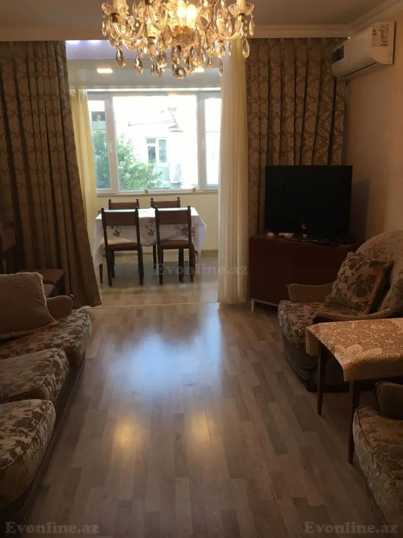2 otaqlı köhnə tikili mənzil satılır — Elmlər Akademiyası m., Bakı - şəkil 19