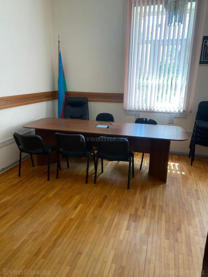Bakı, Səbail r.da 3 otaqlı ofis kirayə verilir