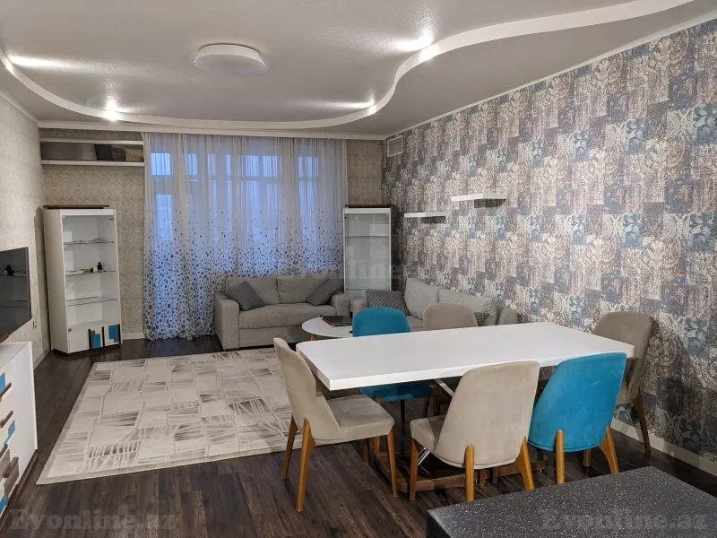 3 otaqlı Mənzil 135 m² Nizami m. Kirayə verilir