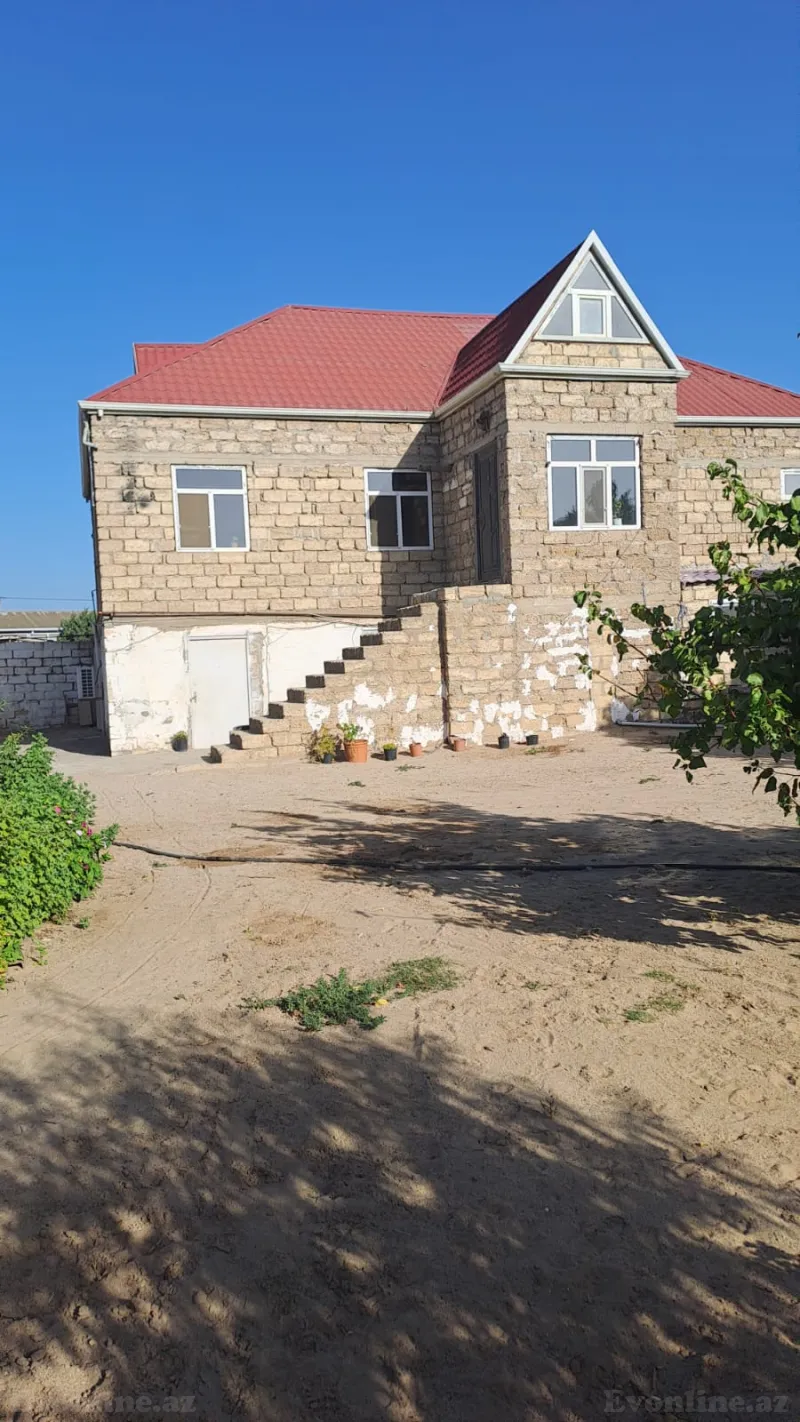 5 otaqlı həyət evi satılır — Albalılıq, Bakı