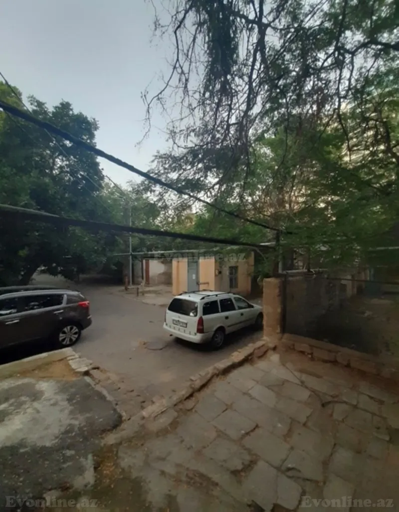 2 otaqlı köhnə tikili mənzil kirayə verilir — Nizami m., Bakı - şəkil 4