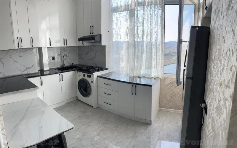 2 otaqlı yeni tikili mənzil kirayə verilir — Yeni Yasamal, Bakı - şəkil 3
