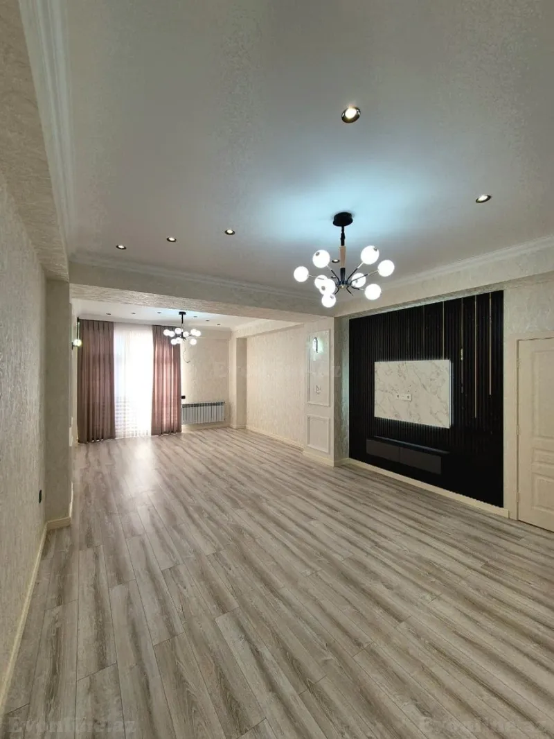 3 otaqlı Mənzil 145 m² Əhmədli Satılır