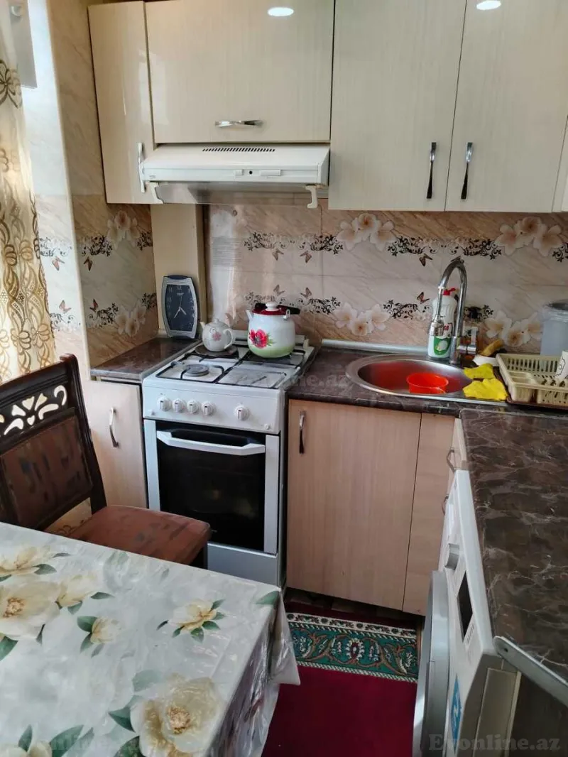 2 otaqlı köhnə tikili mənzil satılır — Səbail r., Bakı - şəkil 9
