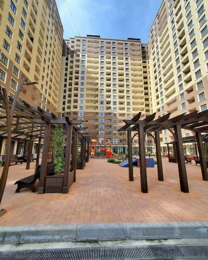 3 otaqlı Mənzil 96 m² Elmlər Akademiyası m. Satılır