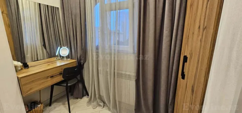 3 otaqlı köhnə tikili mənzil satılır — Yasamal r., Bakı - şəkil 5