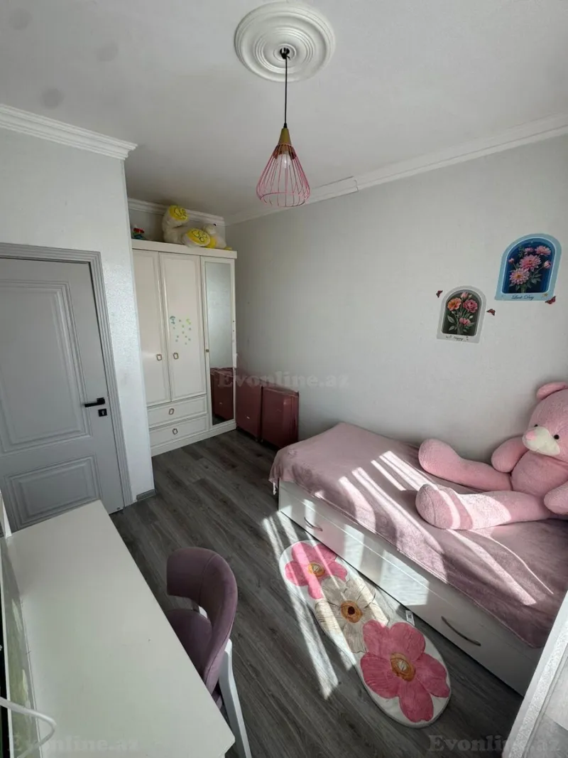 4 otaqlı köhnə tikili mənzil satılır — Bakıxanov, Bakı - şəkil 2