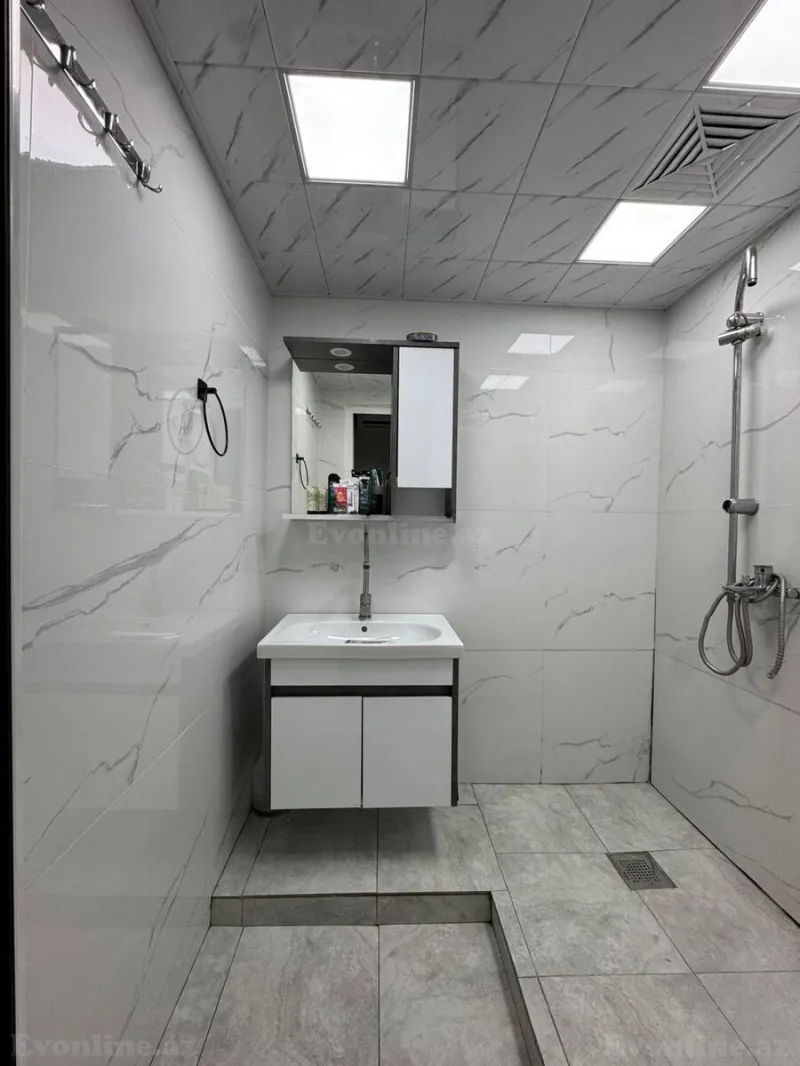 4 otaqlı köhnə tikili mənzil satılır — Bakıxanov, Bakı - şəkil 7