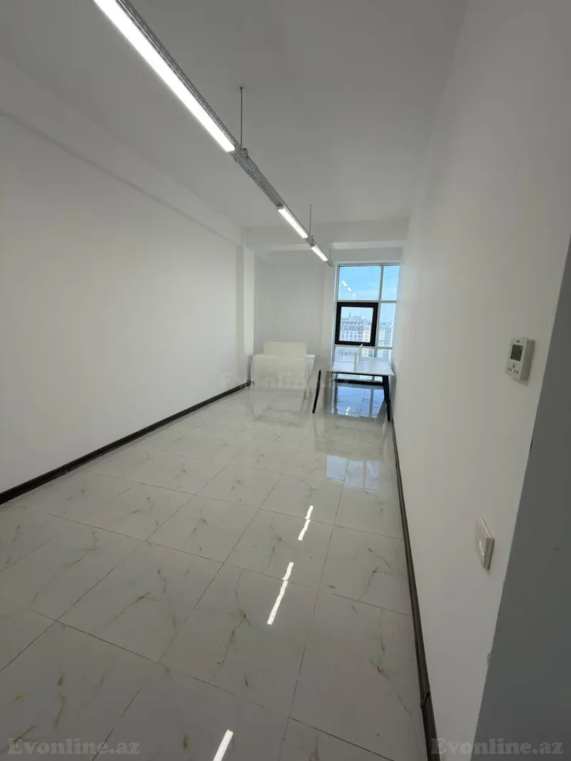 4 otaqlı Ofis 134 m² 28 May m. Kirayə verilir
