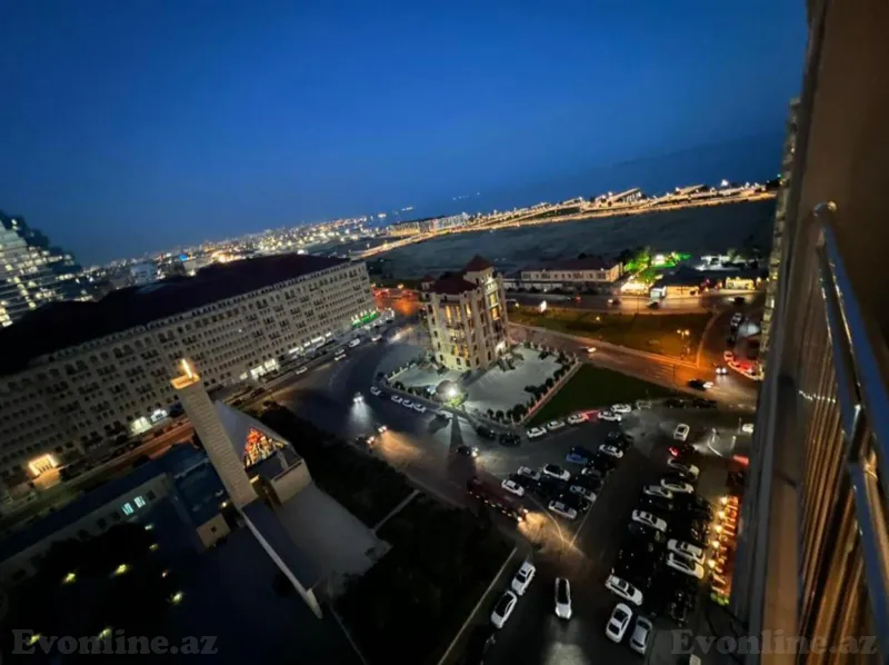 2 otaqlı Mənzil 70 m² Xətai r. Kirayə verilir