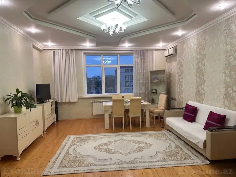 2 otaqlı Mənzil 92 m² Xətai r. Satılır