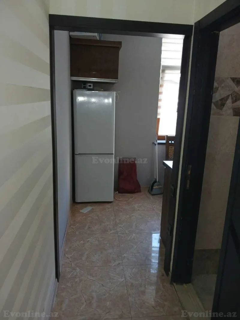 2 otaqlı köhnə tikili mənzil satılır — Elmlər Akademiyası m., Bakı - şəkil 3