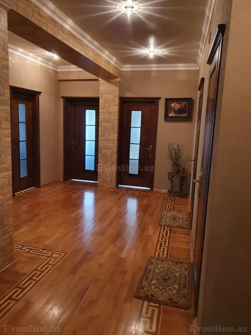 3 otaqlı Mənzil 128 m² 20 Yanvar m. Satılır