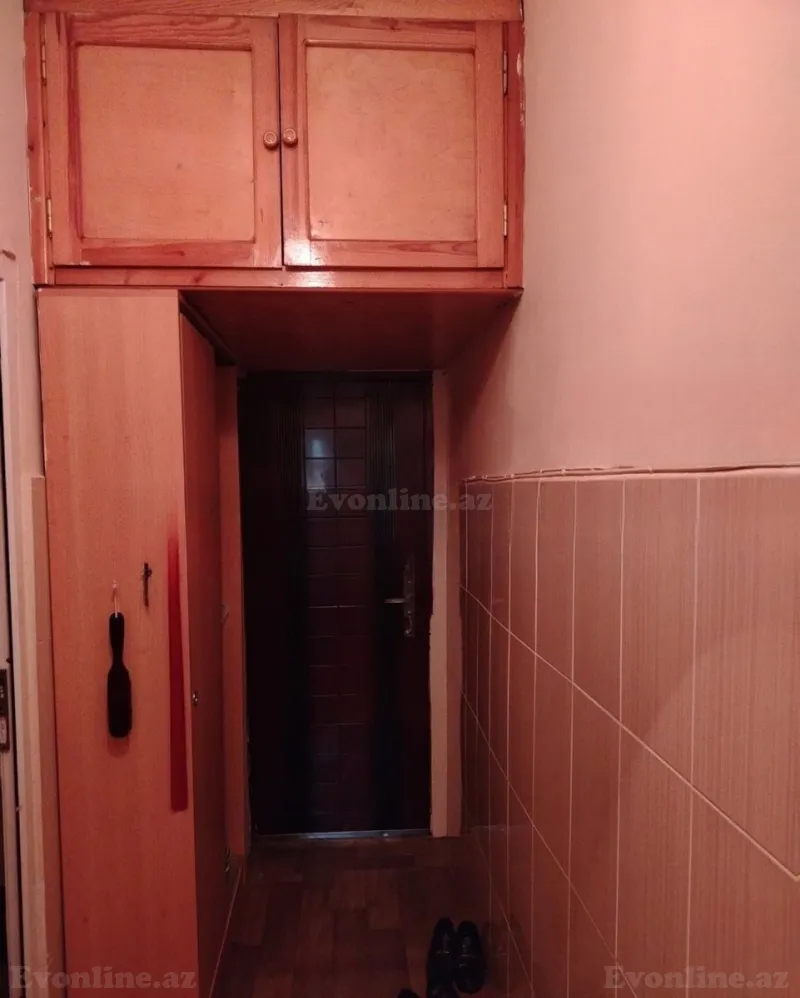 2 otaqlı köhnə tikili mənzil satılır — Yeni Yasamal, Bakı - şəkil 8