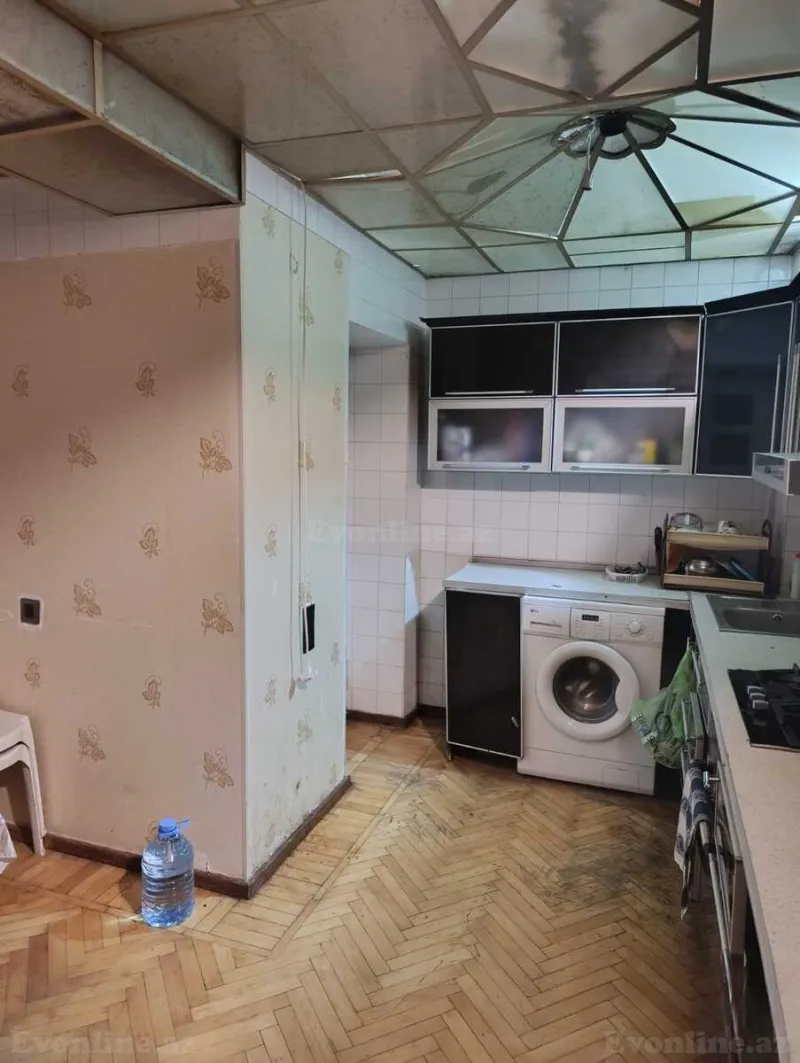3 otaqlı köhnə tikili mənzil satılır — Yasamal, Bakı - şəkil 6