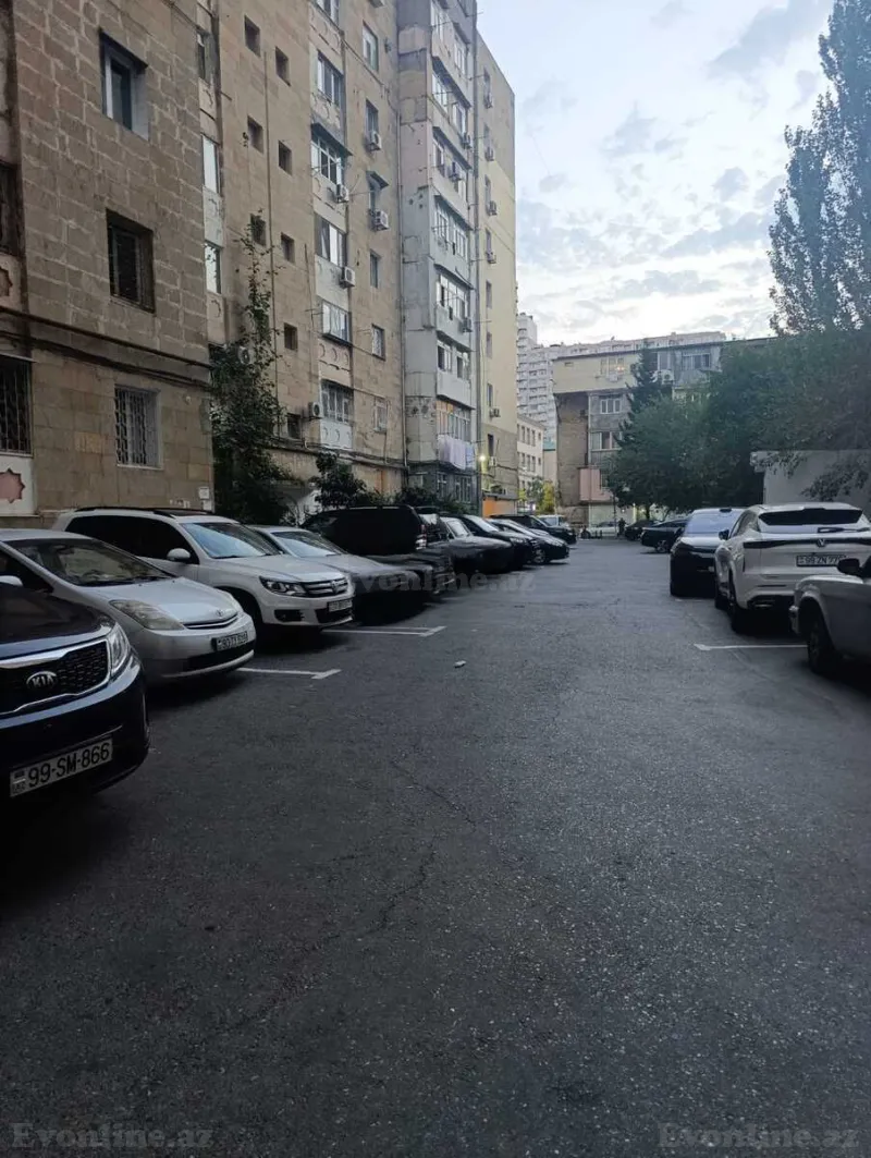 3 otaqlı köhnə tikili mənzil satılır — Yasamal, Bakı - şəkil 17