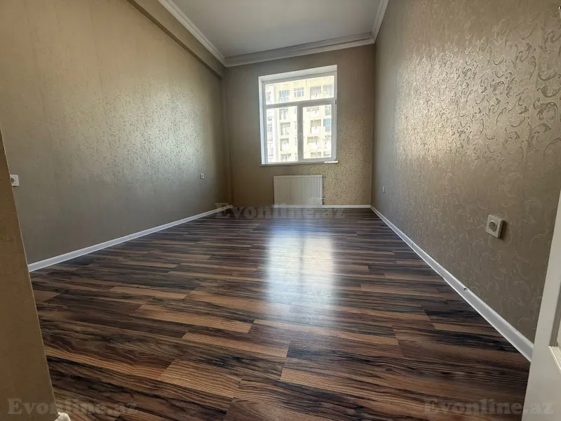 3 otaqlı Mənzil 85 m² Elmlər Akademiyası m. Satılır