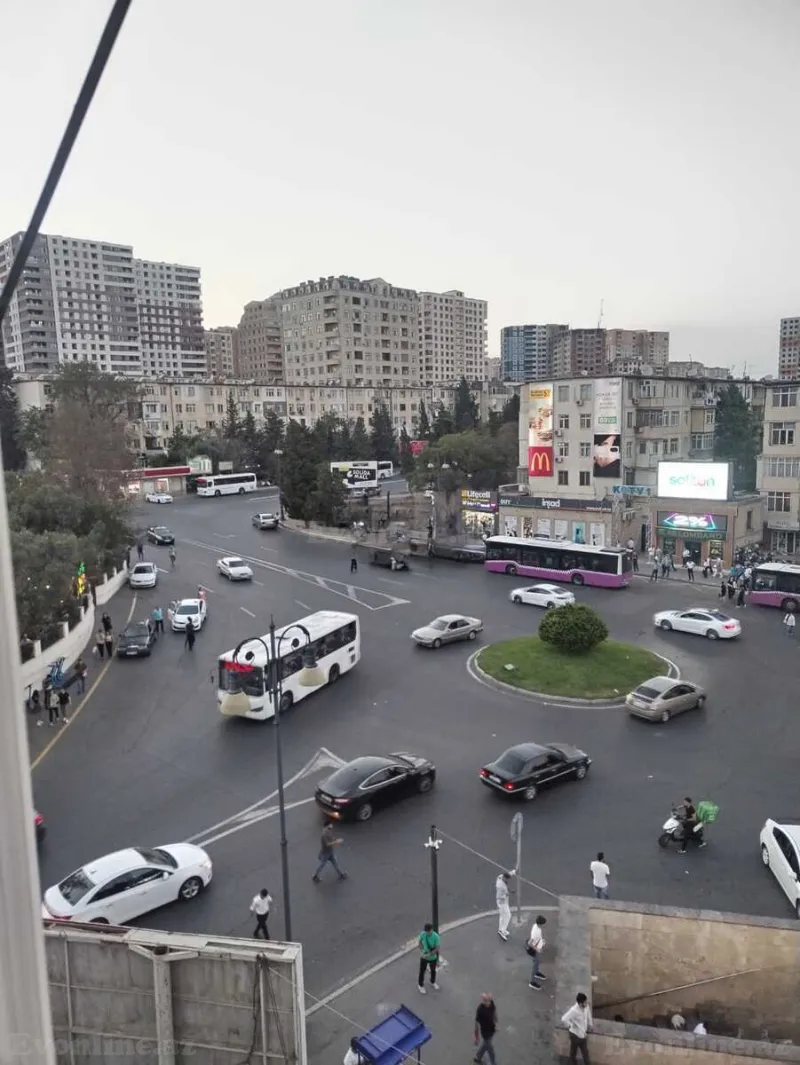 2 otaqlı köhnə tikili mənzil satılır — 20 Yanvar m., Bakı - şəkil 5