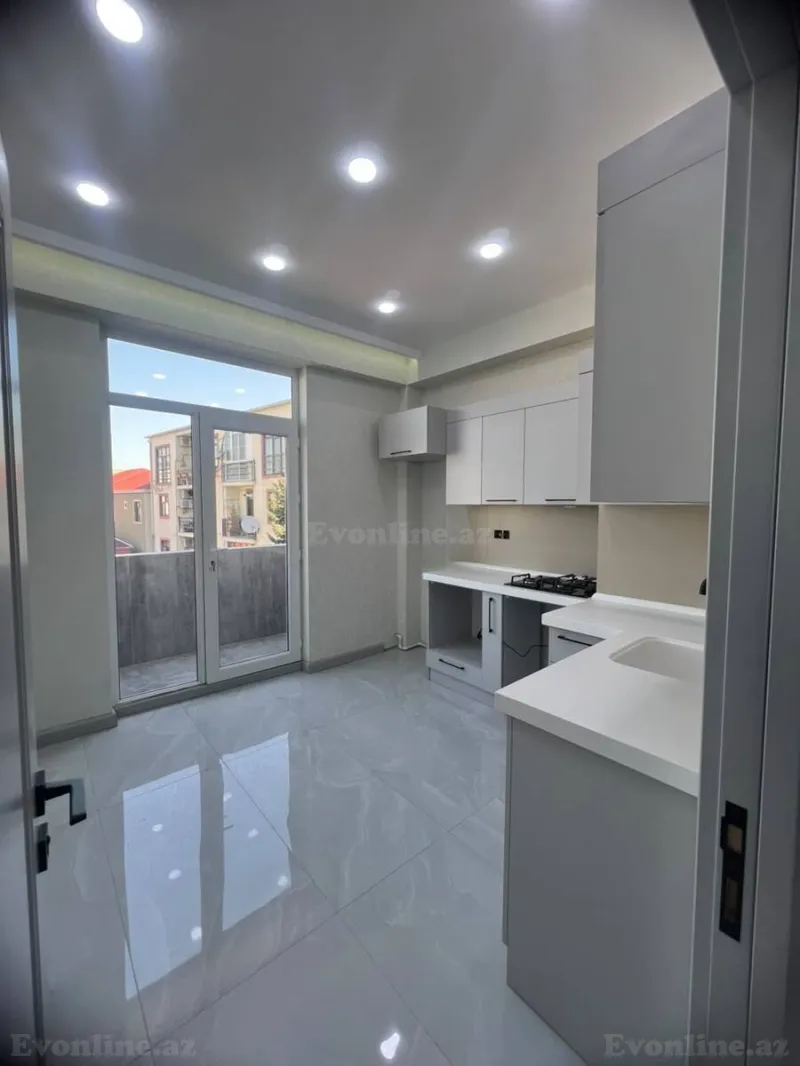 3 otaqlı yeni tikili mənzil satılır — Qaraçuxur, Bakı - şəkil 9