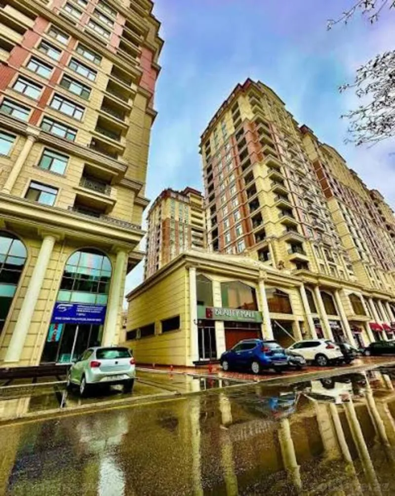3 otaqlı Mənzil 94 m² Nəriman Nərimanov m. Kirayə verilir