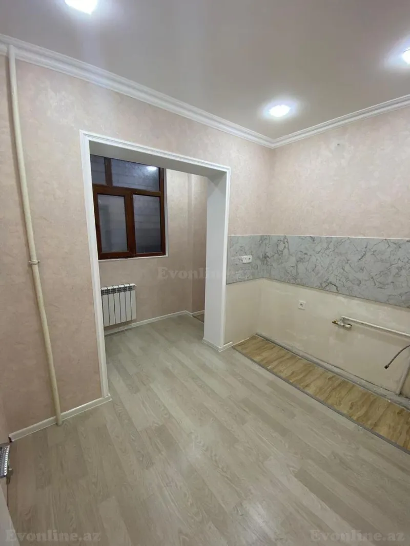3 otaqlı köhnə tikili mənzil satılır — Xalqlar Dostluğu m., Bakı - şəkil 3