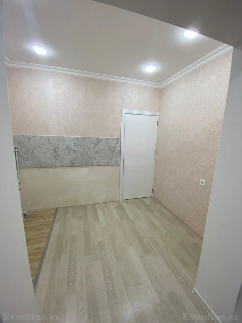 3 otaqlı köhnə tikili mənzil satılır — Xalqlar Dostluğu m., Bakı - şəkil 20