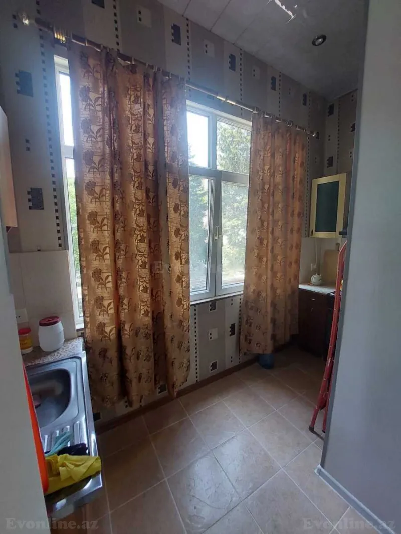 1 otaqlı köhnə tikili mənzil kirayə verilir — 28 May m., Bakı - şəkil 4