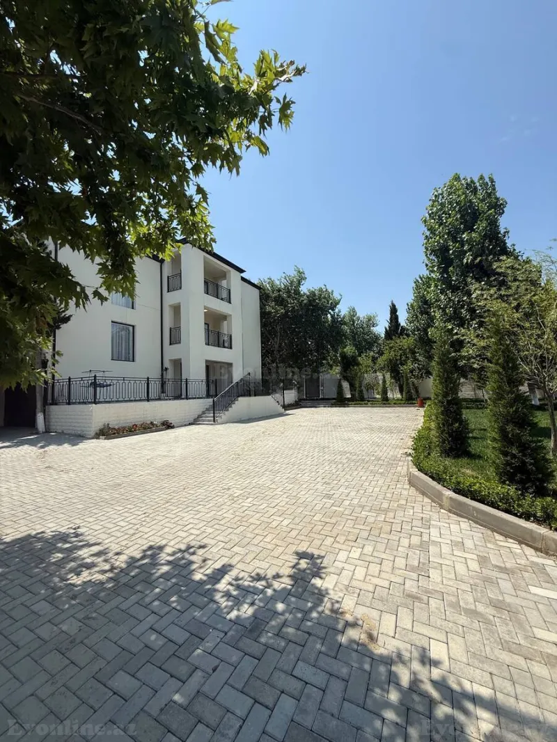 10 otaqlı Həyət evi 655 m² Novxanı Satılır
