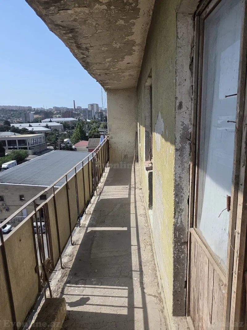 4 otaqlı köhnə tikili mənzil satılır — Qaraçuxur, Bakı - şəkil 2