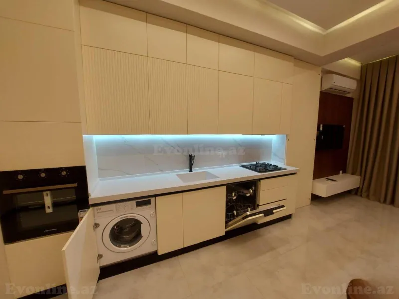 2 otaqlı Mənzil 56 m² Nizami m. Kirayə verilir