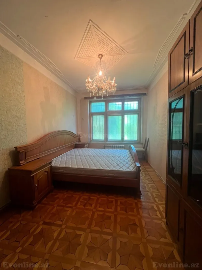 4 otaqlı köhnə tikili mənzil kirayə verilir — Yasamal, Bakı - şəkil 3