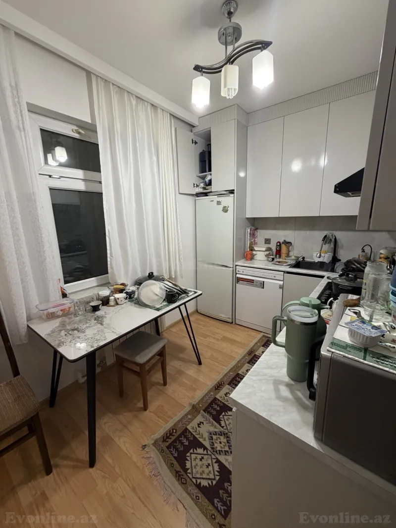 3 otaqlı köhnə tikili mənzil satılır — 9-cu mikrorayon, Bakı - şəkil 3
