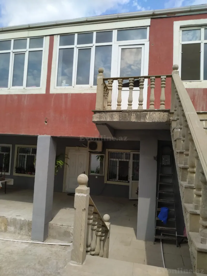 5 otaqlı Həyət evi 140 m² Yeni Ramana Satılır