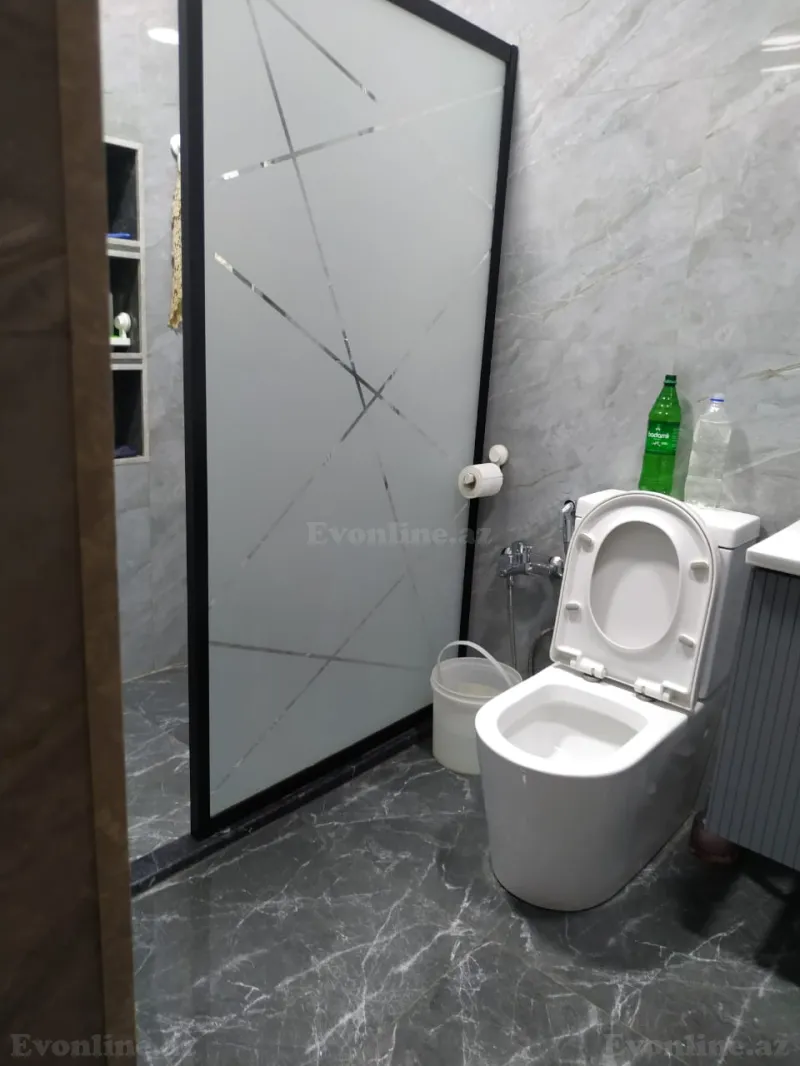 5 otaqlı həyət evi satılır — Yeni Ramana, Bakı - şəkil 8