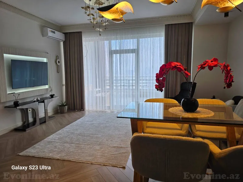 2 otaqlı Mənzil 100 m² Yasamal r. Kirayə verilir