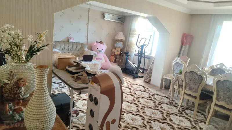 5 otaqlı köhnə tikili mənzil satılır — Xalqlar Dostluğu m., Bakı - şəkil 23